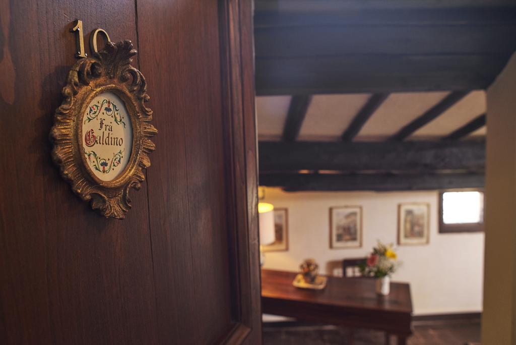 ホテル Residenza D'Epoca Eremo Delle Grazie モンテルーコ 部屋 写真
