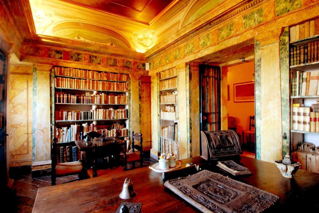 ホテル Residenza D'Epoca Eremo Delle Grazie モンテルーコ エクステリア 写真