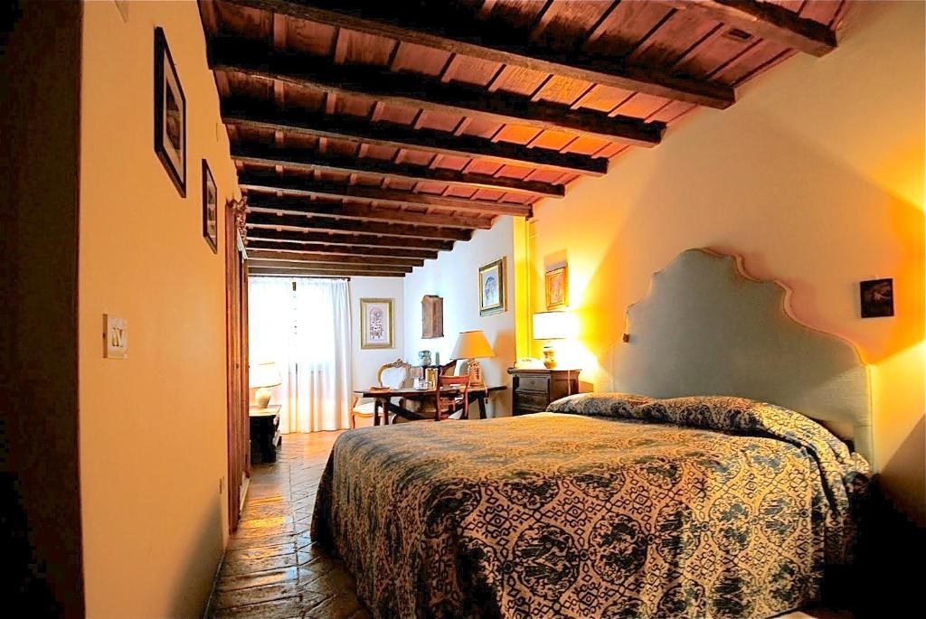 ホテル Residenza D'Epoca Eremo Delle Grazie モンテルーコ 部屋 写真