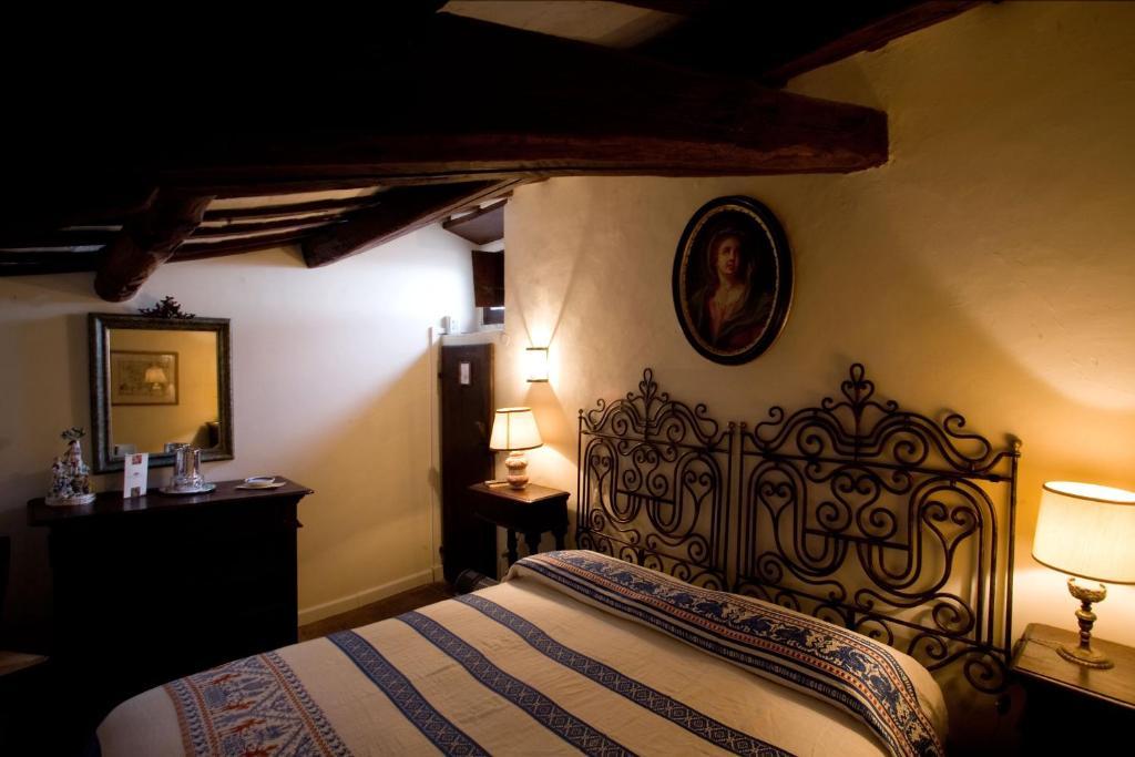 ホテル Residenza D'Epoca Eremo Delle Grazie モンテルーコ 部屋 写真